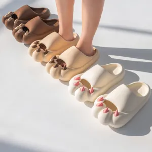 Comfortable and Stylish Cute Cat Paw Slippers: Perfect for Lounging at Home or Relaxing at the Beach