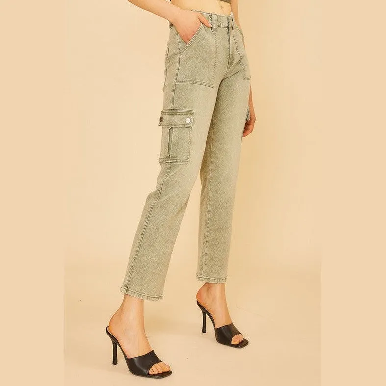 Straight Leg Jeans with Cargo Pockets