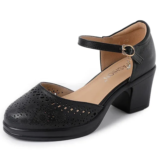 USS Shoes Celina Women's Hollow Summer Sandals