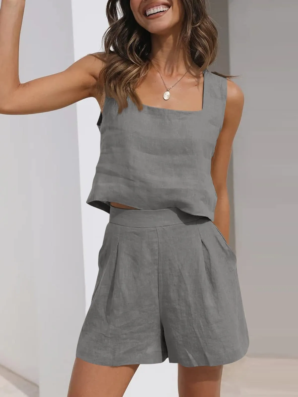 Womens Two-Piece Set  Linen Blend  Cropped Sleeveless Top  High Waist Pleated Shorts